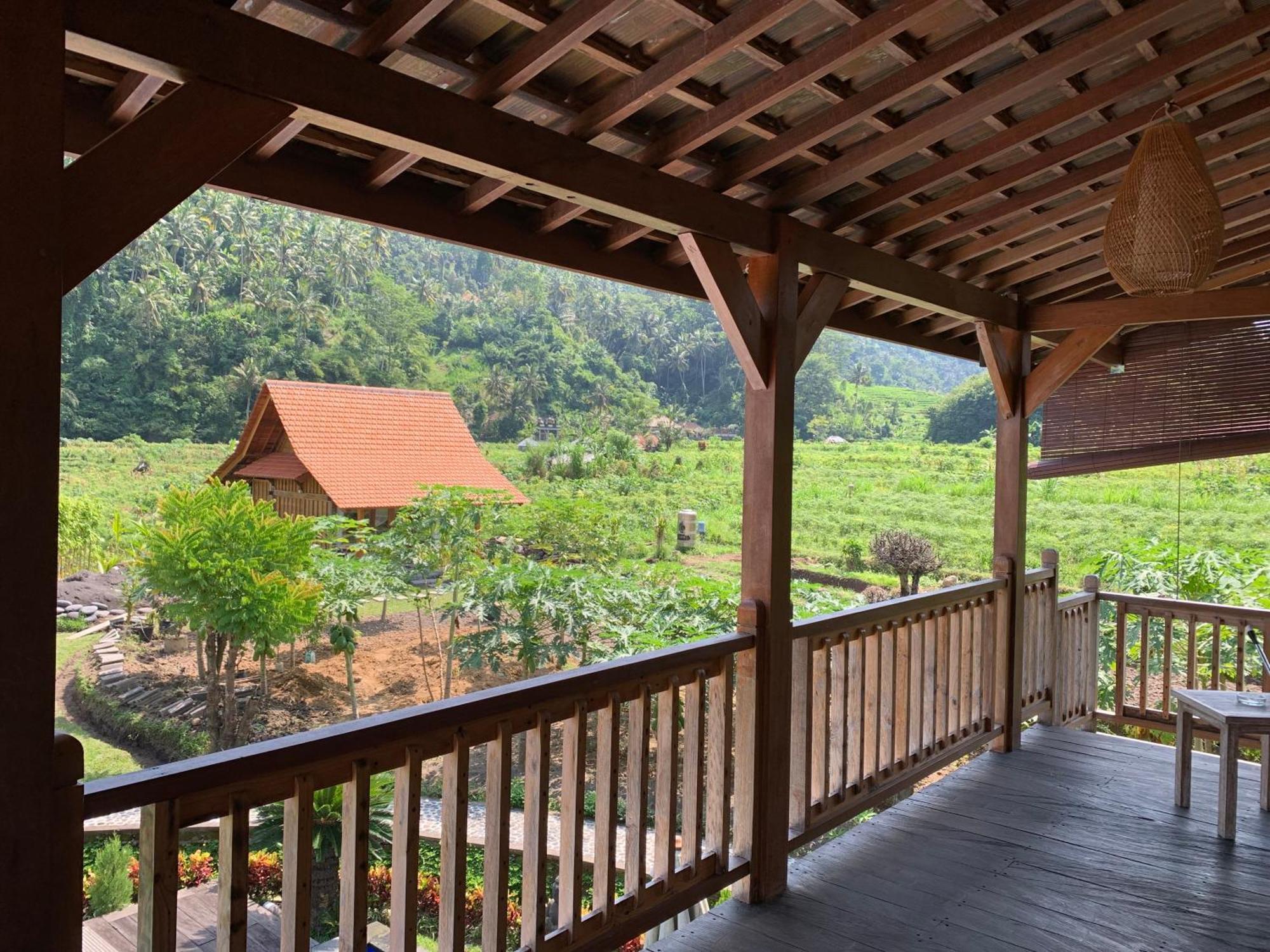 Kubu Sakian Villa And Restaurant Sidemen Silebeng Exterior foto